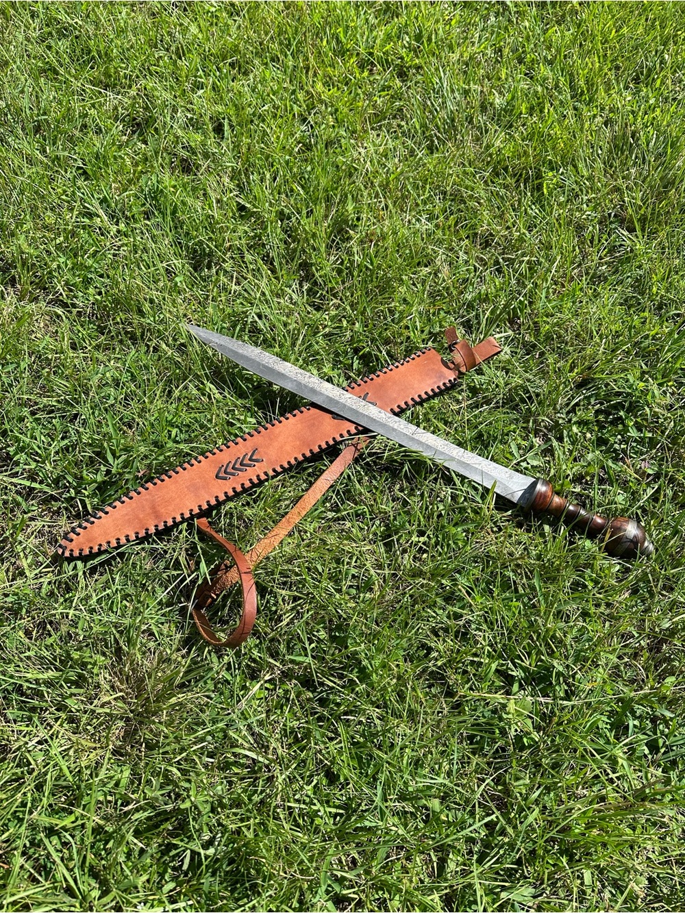 Damascus Roman Gladius Sword with Leather Sheath